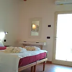 Bed & Breakfast Andrieddu 3*
